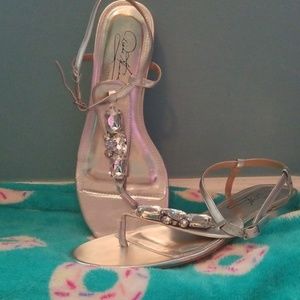 BRAND NEW NEVER WORN Silver Rhinestone Sandals